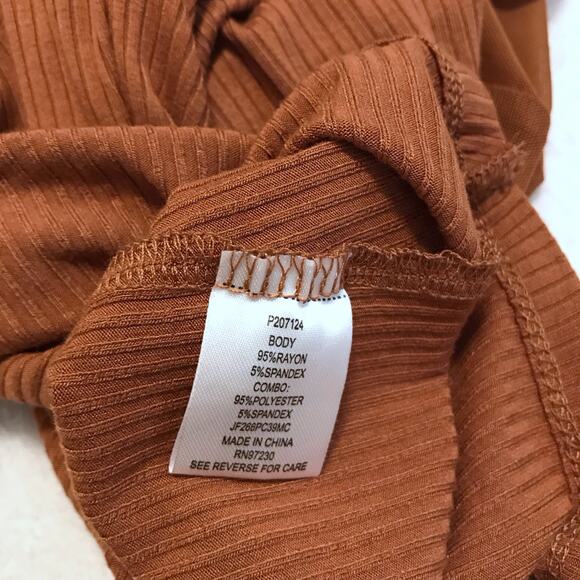 Crave Fame NWT Brown Mesh Short Sleeves Blouse Juniors M - Picture 9 of 10